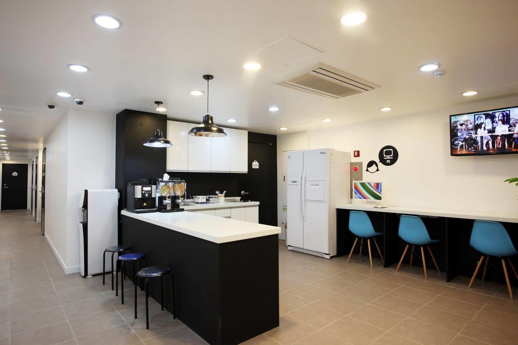סיאול Ekonomy Hotel Myeongdong Central מראה חיצוני תמונה