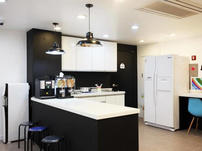 סיאול Ekonomy Hotel Myeongdong Central מראה חיצוני תמונה